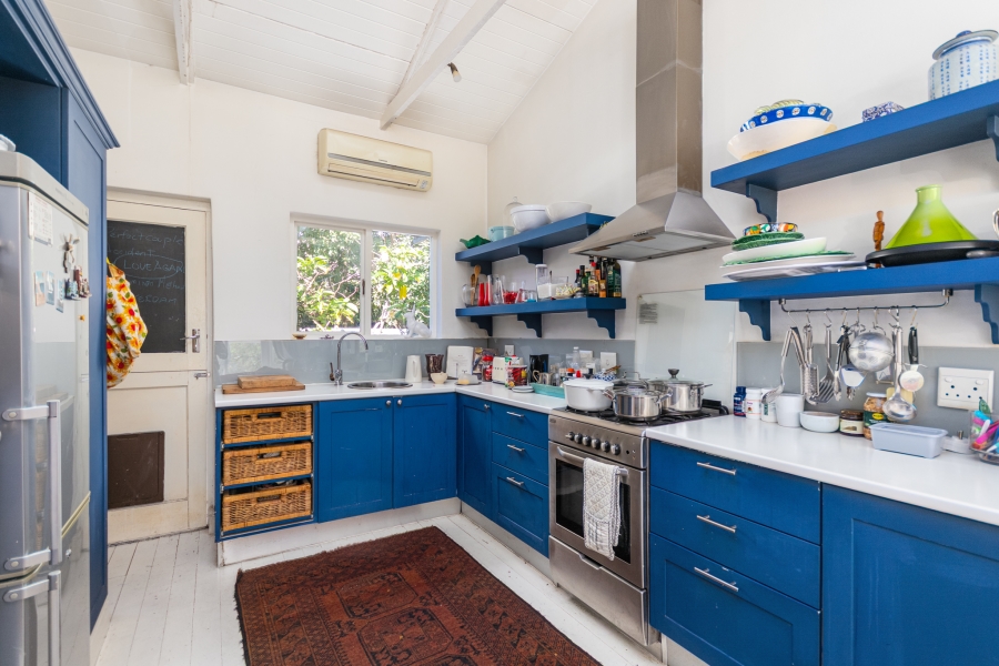 2 Bedroom Property for Sale in Claremont Upper Western Cape